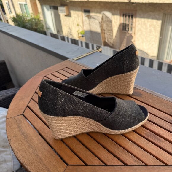Toms Womens Peep Toe Wedge Heels Espadrille Style Size 10 W NWOB - Picture 3 of 8